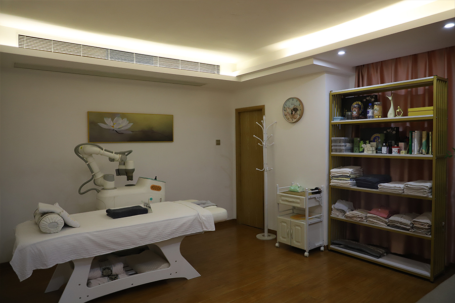 艾灸機(jī)器人在醫(yī)療領(lǐng)域的應(yīng)用：從輔助治療到康復(fù)護(hù)理