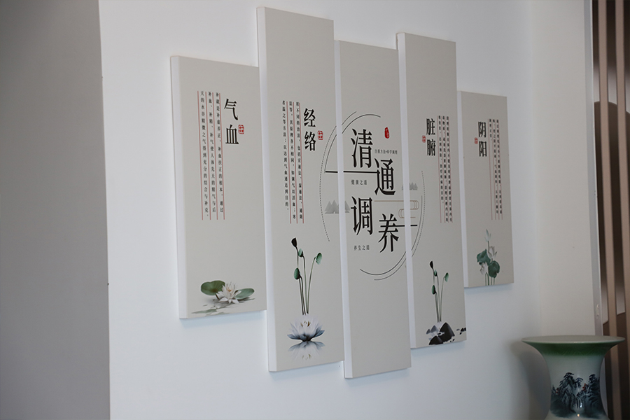 從 AI 定穴到無煙系統(tǒng)，艾灸機(jī)器人三大核心技術(shù)揭秘