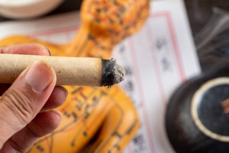 從懸停灸到循經(jīng)灸，艾灸機(jī)器人如何復(fù)刻五大經(jīng)典灸法