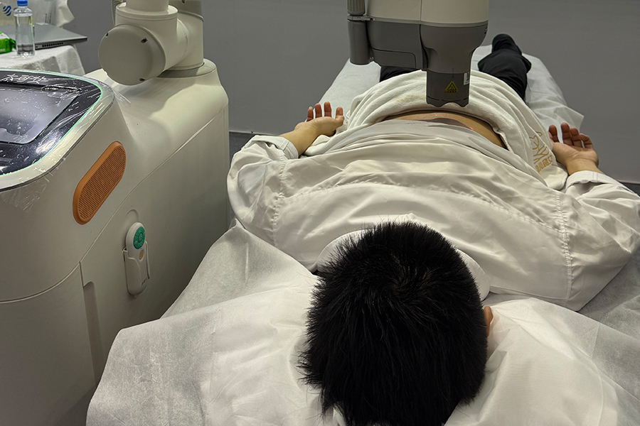 按需定制艾灸方案，針對性緩解頸腰關(guān)節(jié)不適